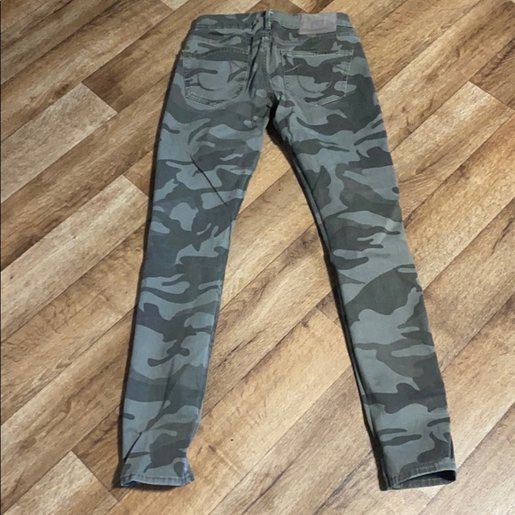 Camo Jeans - Picture 3 of 4
